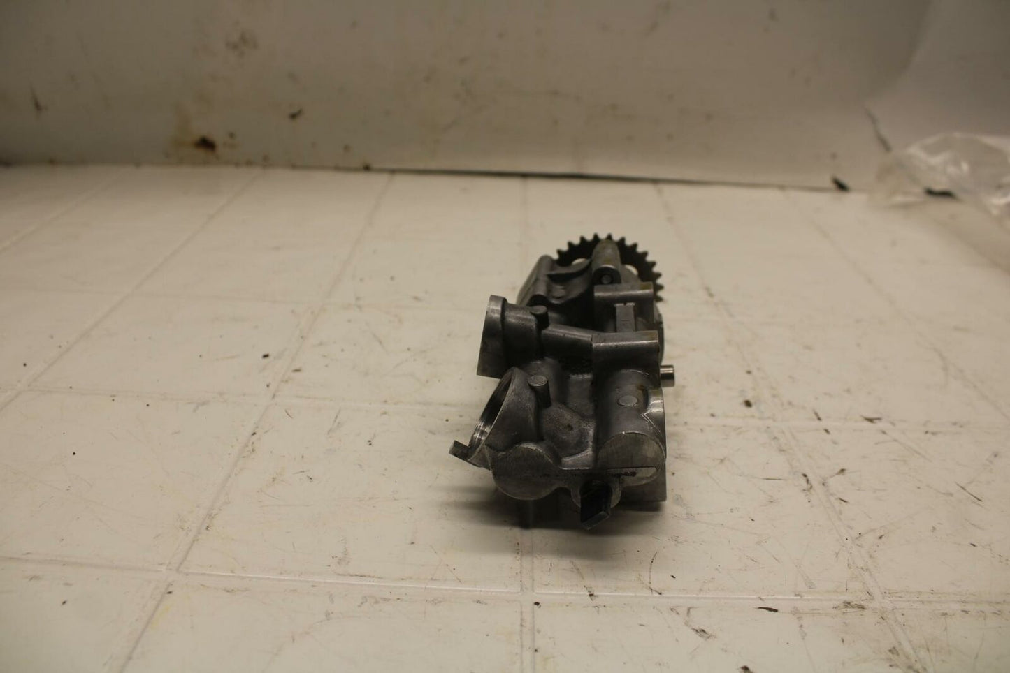 11-13 SUZUKI GSXR600 ENGINE MOTOR OIL PUMP BB17