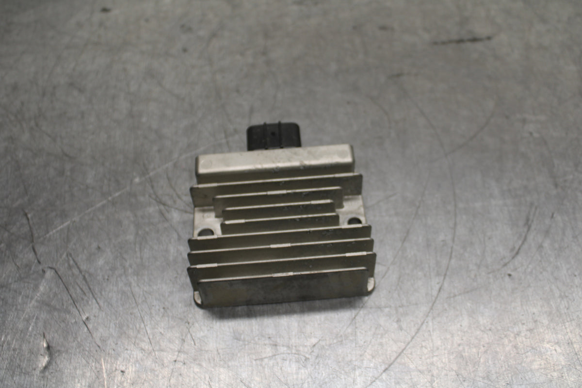 18-23 KAWASAKI NINJA 400 EX400 ABS RECTIFIER VOLTAGE REGULATOR BB747