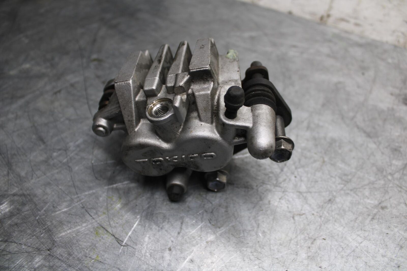 2007 Suzuki Boulevard M50 FRONT BRAKE CALIPER BB537
