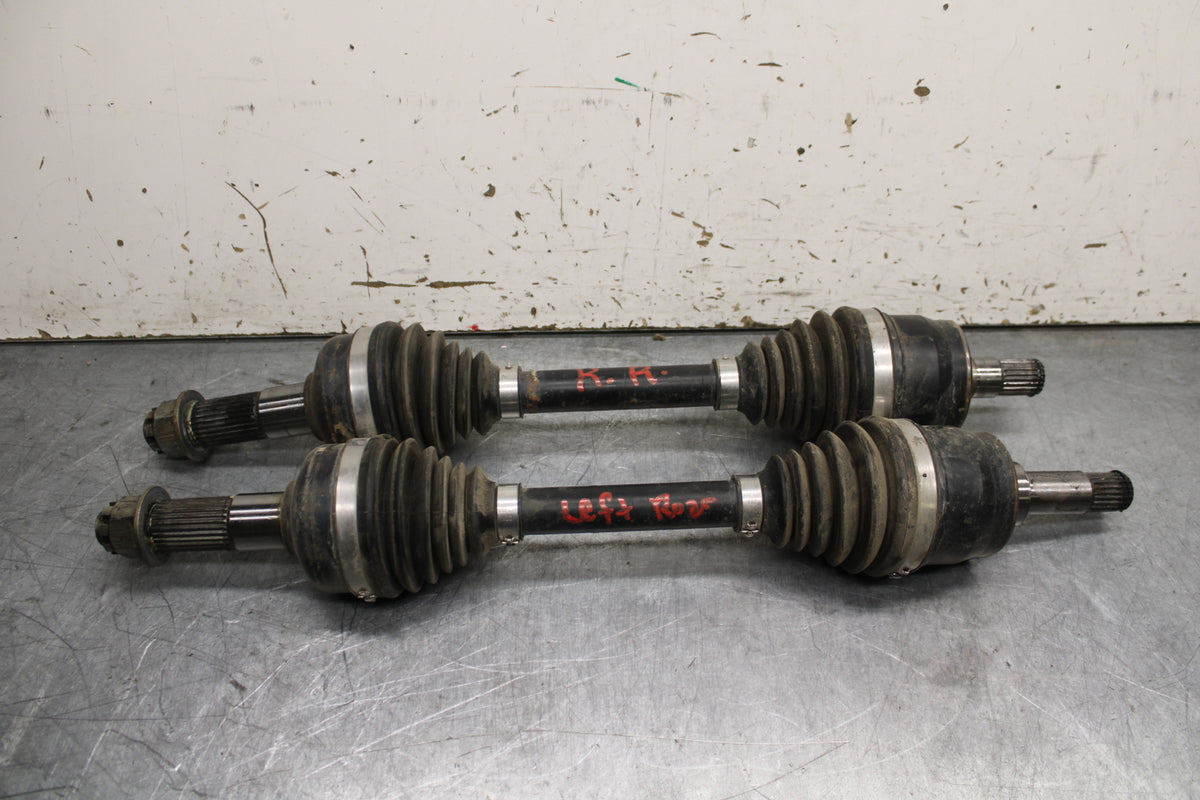 20-24 CF-MOTO CFORCE 600 TOURING REAR LEFT RIGHT DRIVE CV AXLES PIVOTS BB715
