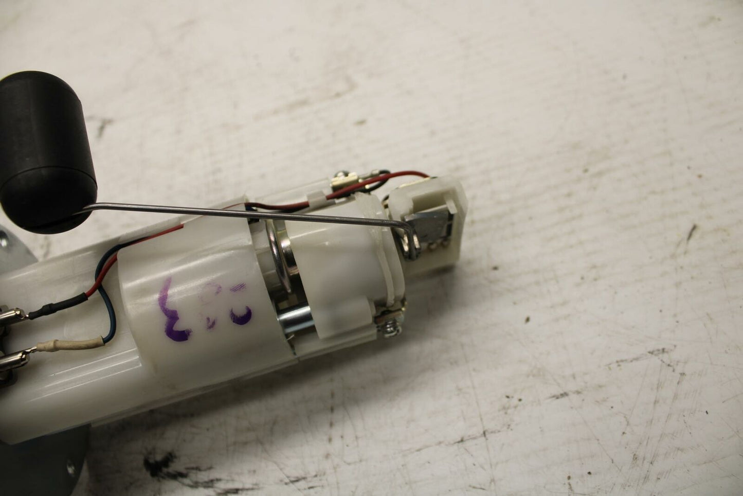 09-11 SUZUKI GSXR1000 FUEL PUMP GAS PETROL SENDER UNIT 15100-47H00 BB283