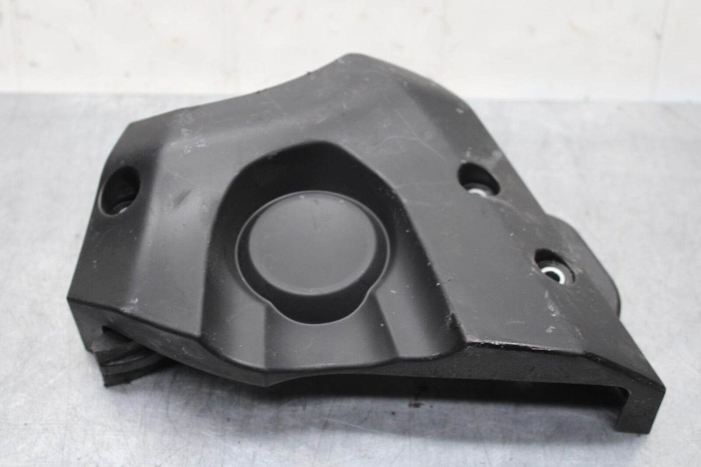 22-23 YAMAHA YZF R7 ENGINE SPROCKET COVER BB583