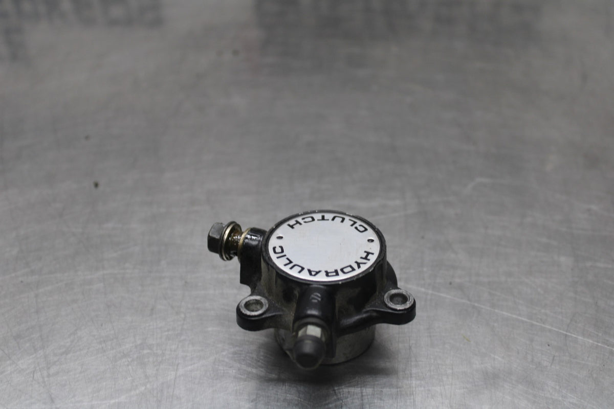 84 HONDA INTERCEPTOR 1000 VF1000F CLUTCH SLAVE PISTON CYLINDER BB878