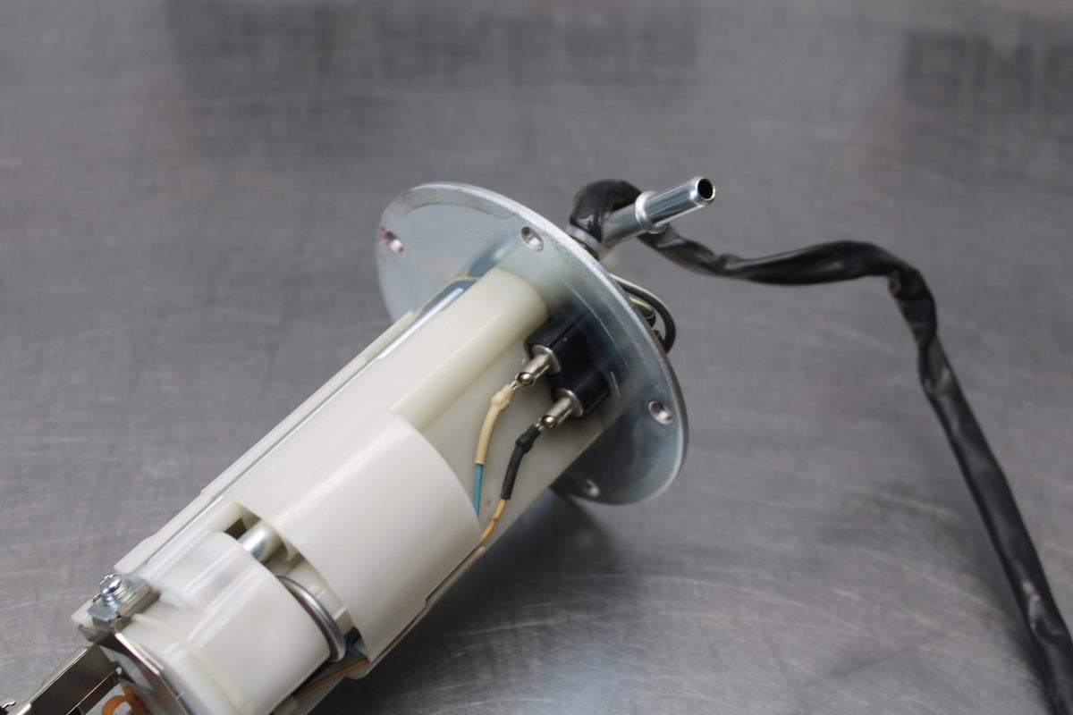 13-18 KAWASAKI NINJA ZX6R FUEL PUMP GAS PETROL SENDER UNIT BB908