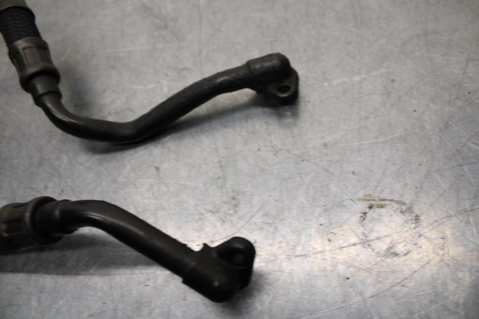2002 Suzuki GSXR1000 ENGINE MOTOR OIL COOLER HOSES 16460-40F10 16470-40F00 BB73