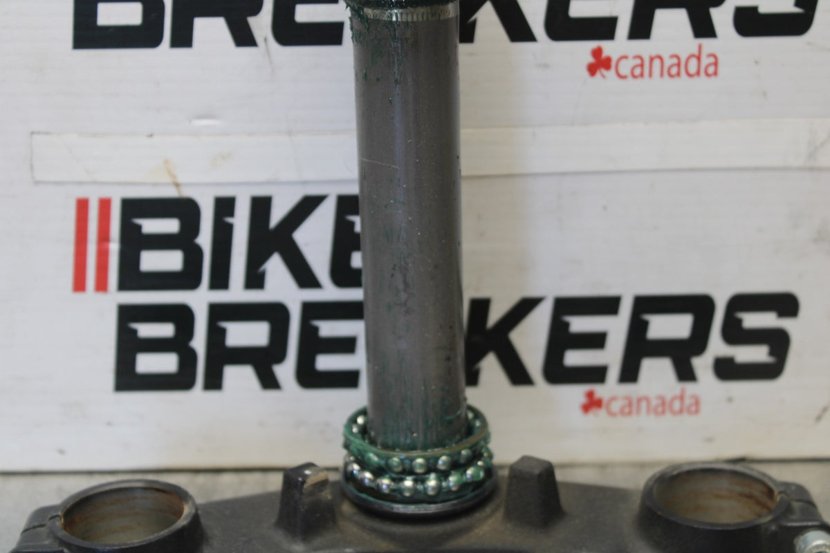 23 KAWASAKI NINJA 650 EX650 FRONT FORKS CLAMP LOWER TRIPLE TREE STEM BB920