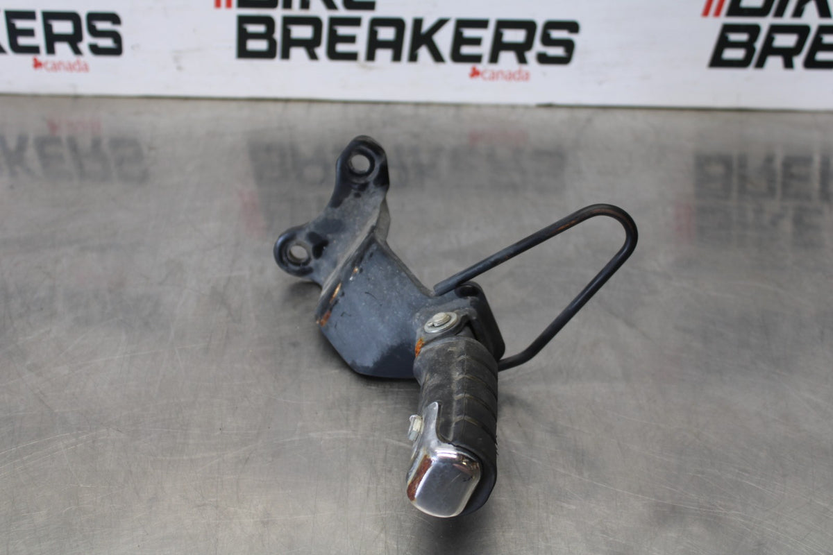 14 HONDA SHADOW 750 VT750C2B RIGHT FRONT FOOT REST PEG STEP BB867
