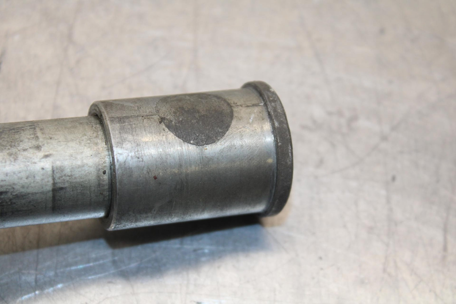 03 KAWASAKI NINJA ZX6RR ZX600K FRONT WHEEL RIM AXLE PIVOT BOLT BB105