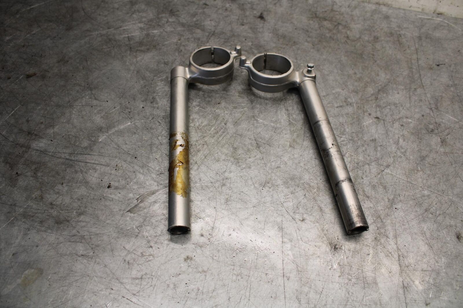 06-07 SUZUKI GSXR750 LEFT RIGHT CLIP ON  HANDLEBARS PAIR SET 56111-01H00  BB543