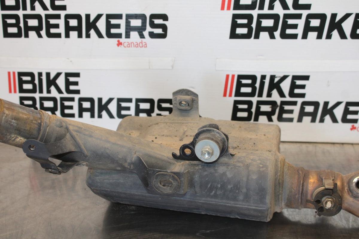 18 SUZUKI GSXR750 EXHAUST HEADER PIPES MANIFOLD BB891