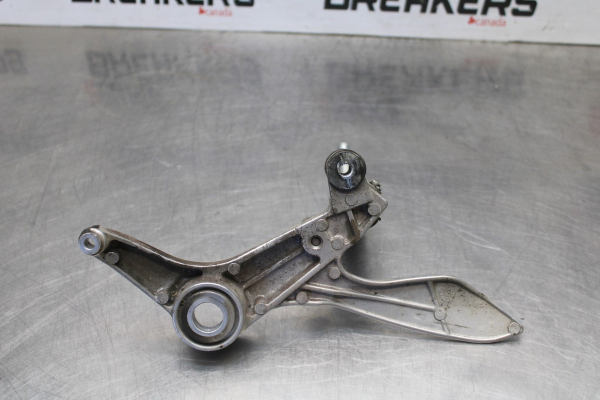 98-05 HONDA SUPER HAWK 1000 VTR1000F LEFT REARSET REAR SET DRIVER FOOT PEG BB924