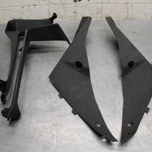 2009 Kawasaki Ninja ZX6R ZX600R  INNER FAIRINGS COWLS PANELS TRIMS BB548
