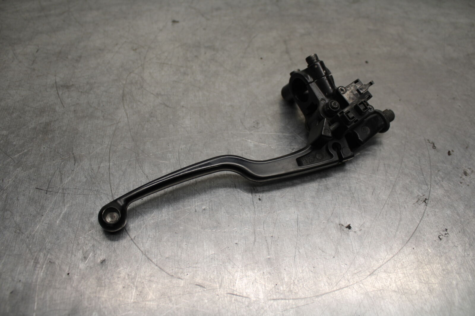 19-22 KAWASAKI Z400 CLUTCH PERCH MOUNT WITH LEVER  BB738