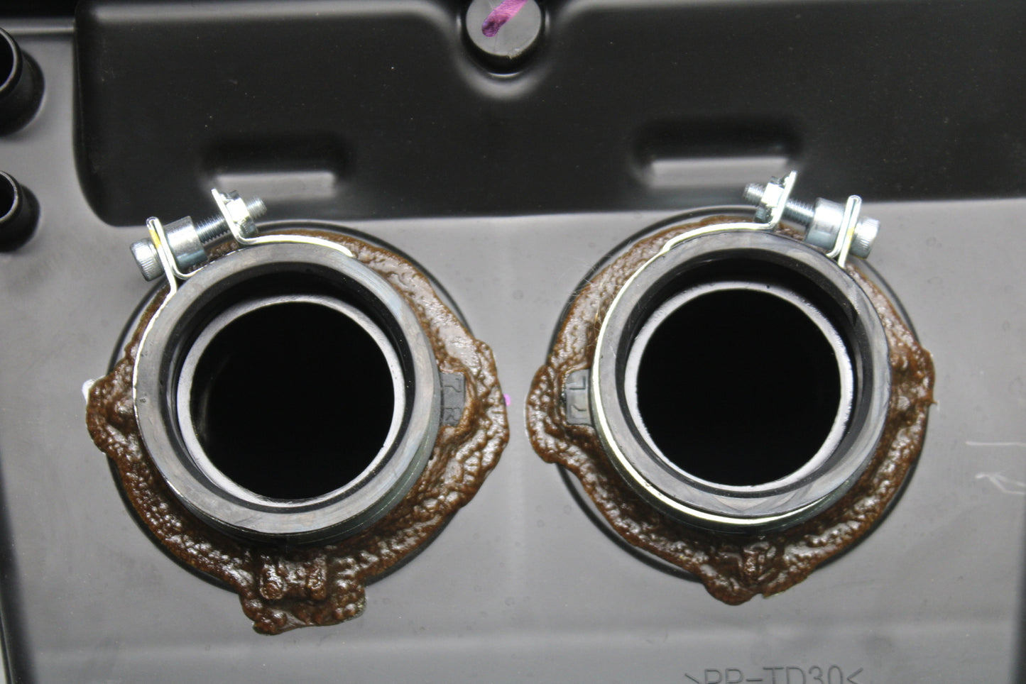 24 KAWASAKI NINJA 500 ABS AIRBOX AIR INTAKE FILTER BOX BB730