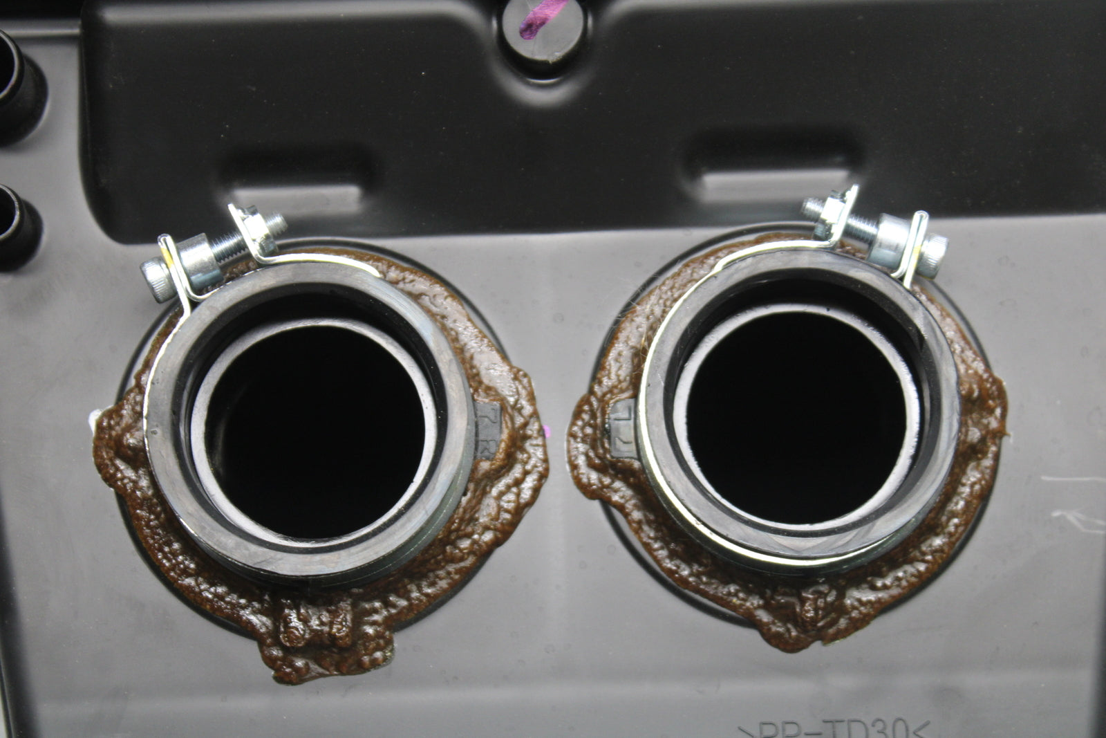 24 KAWASAKI NINJA 500 ABS AIRBOX AIR INTAKE FILTER BOX BB730