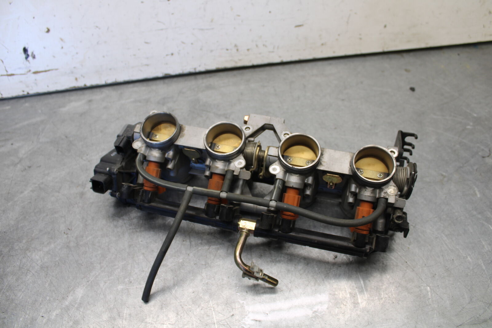 04-05 SUZUKI GSXR600 MAIN FUEL INJECTORS / THROTTLE BODIES 13405-29G00 BB658