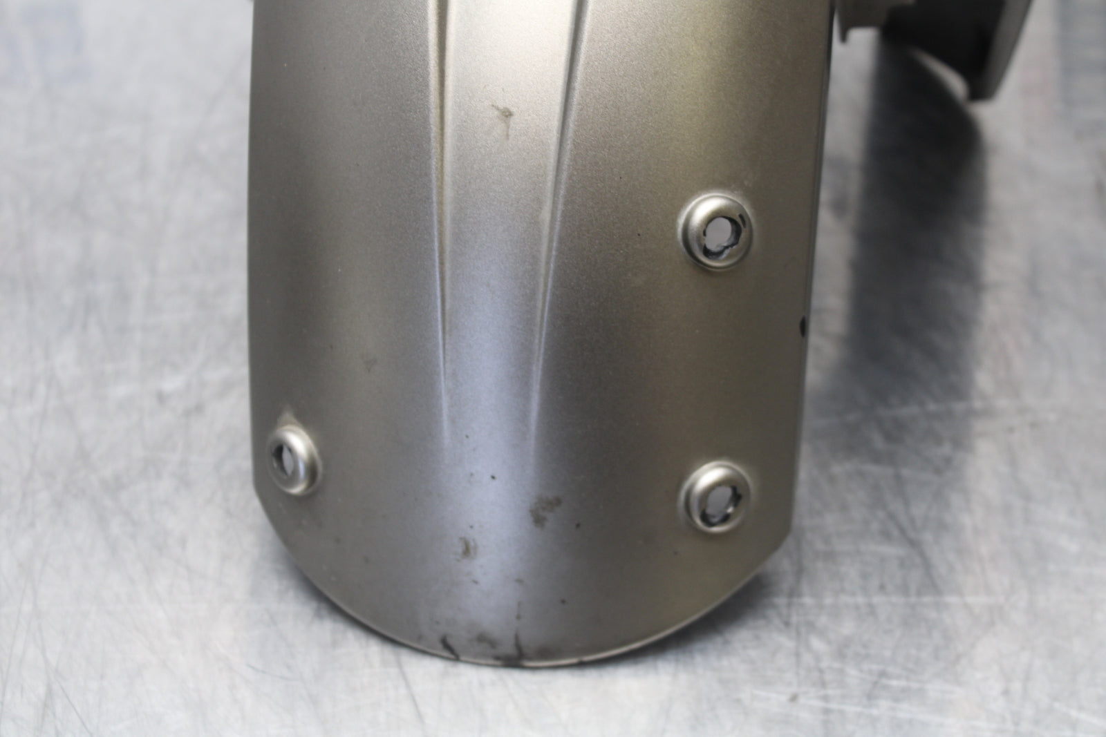 04-05 KAWASAKI NINJA ZX10R FRONT WHEEL FENDER COWL FAIRING BB163