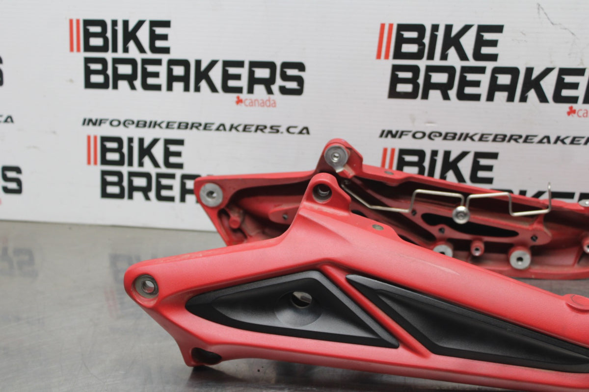 20 TRIUMPH STREET TRIPLE 765 REAR SUBFRAME BACK SUB FRAME BB864