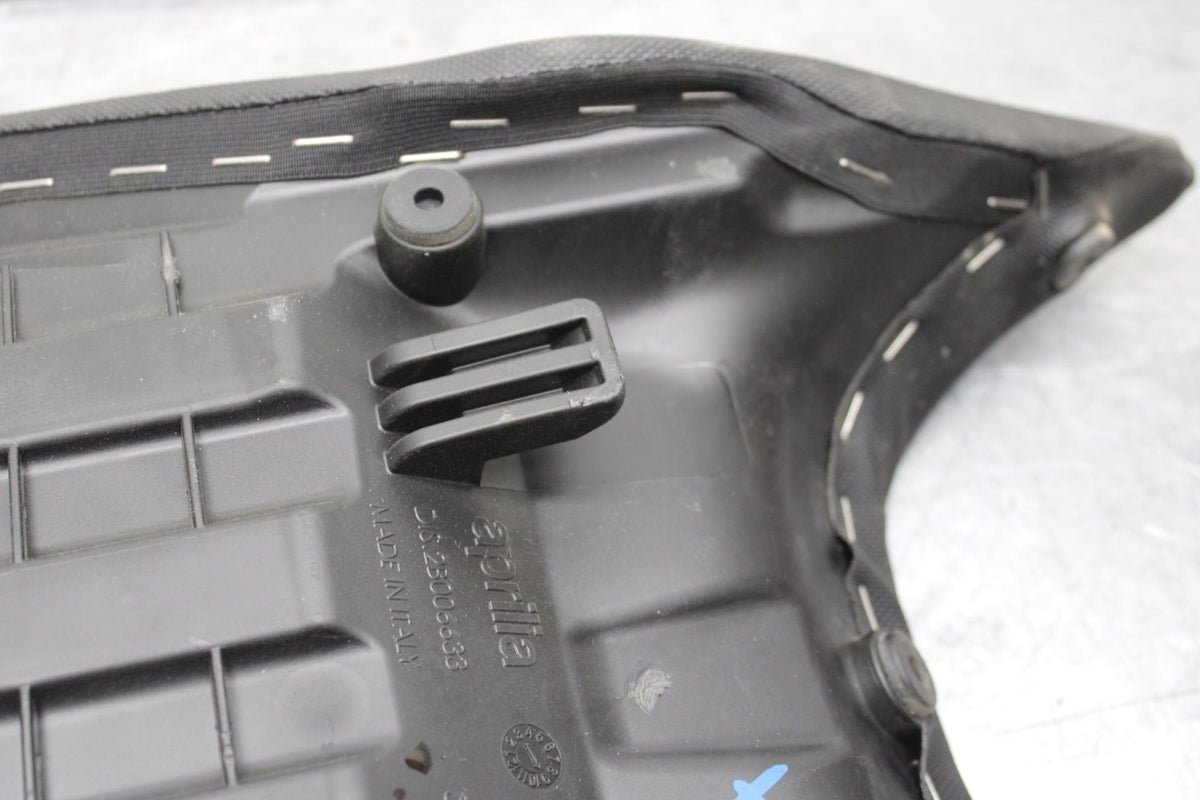 20-23 APRILIA RS660 FRONT DRIVERS SEAT PAD SADDLE PILLION BB611
