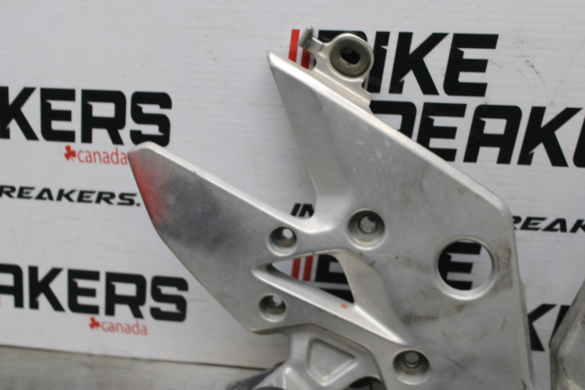 13-15 HONDA CBR500R RIGHT LEFT REARSETS REAR SET DRIVER FOOT PEGS  BB834