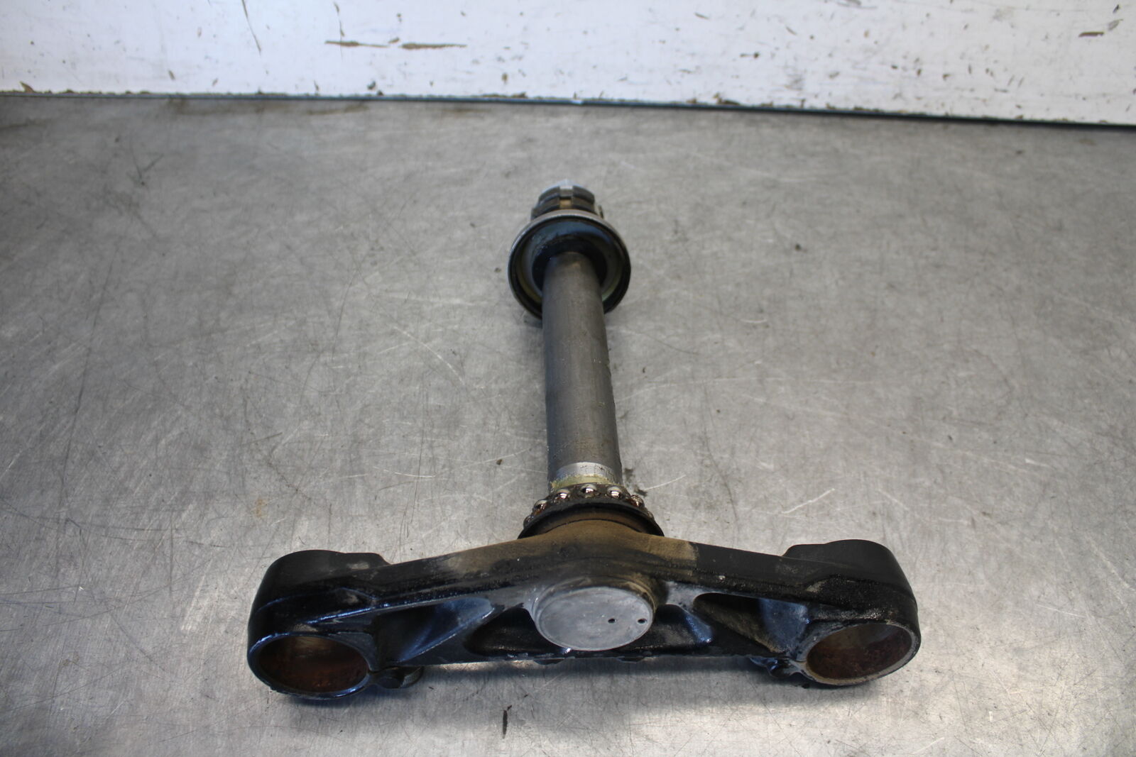 09-15 YAMAHA FZ6R FRONT FORKS CLAMP LOWER TRIPLE TREE STEM BB686