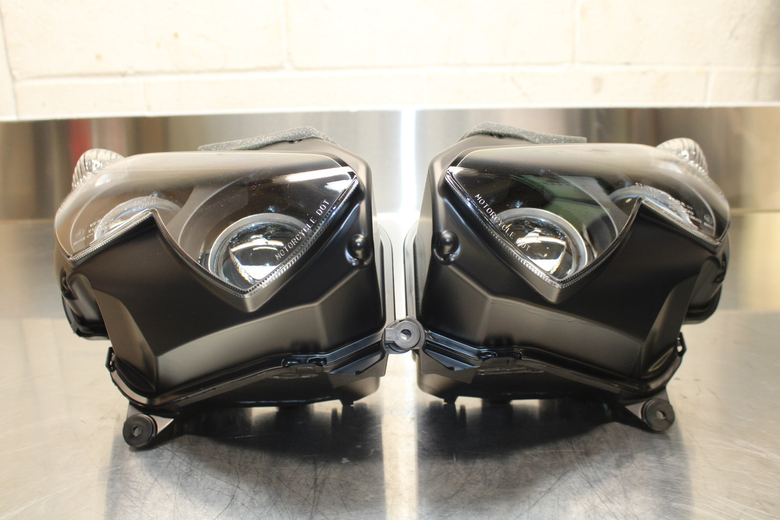 23-24 KAWASAKI NINJA ZX14R NEW!!! FRONT HEADLIGHT HEAD LIGHT LAMP BB141