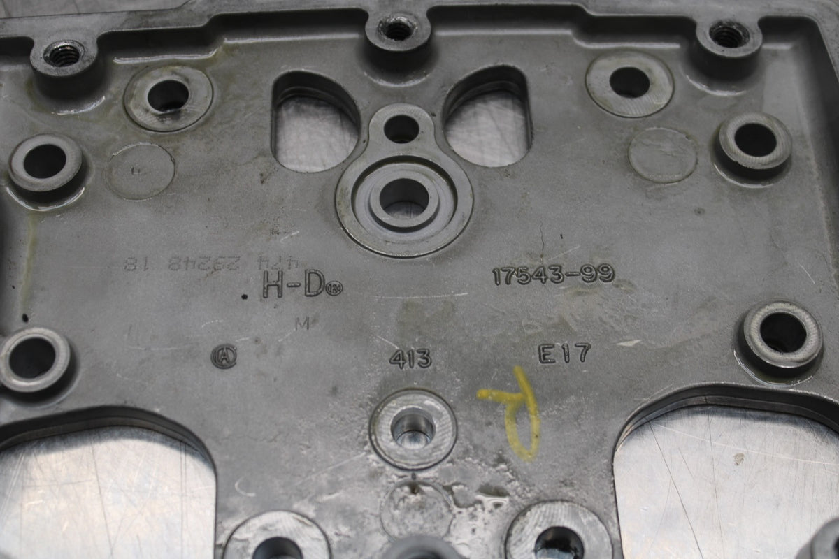 99-00 HARLEY-DAVIDSON ELECTRA GLIDE FLHT REAR ENGINE CYLINDER HEAD COVER BB805