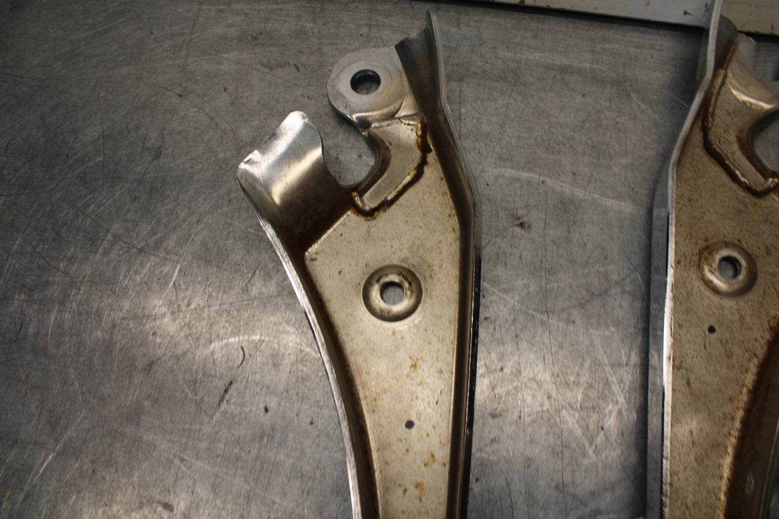 01-02 HONDA SHADOW SPIRIT 750 SUBFRAME FENDER SUPPORT FRAME COVER BB632