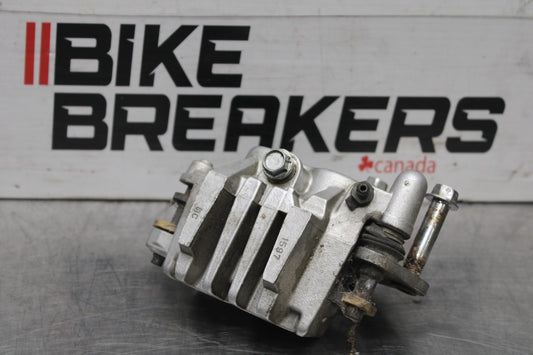 97 KAWASAKI VULCAN 1500 VN1500D CLASSIC RIGHT FRONT BRAKE CALIPER BB936