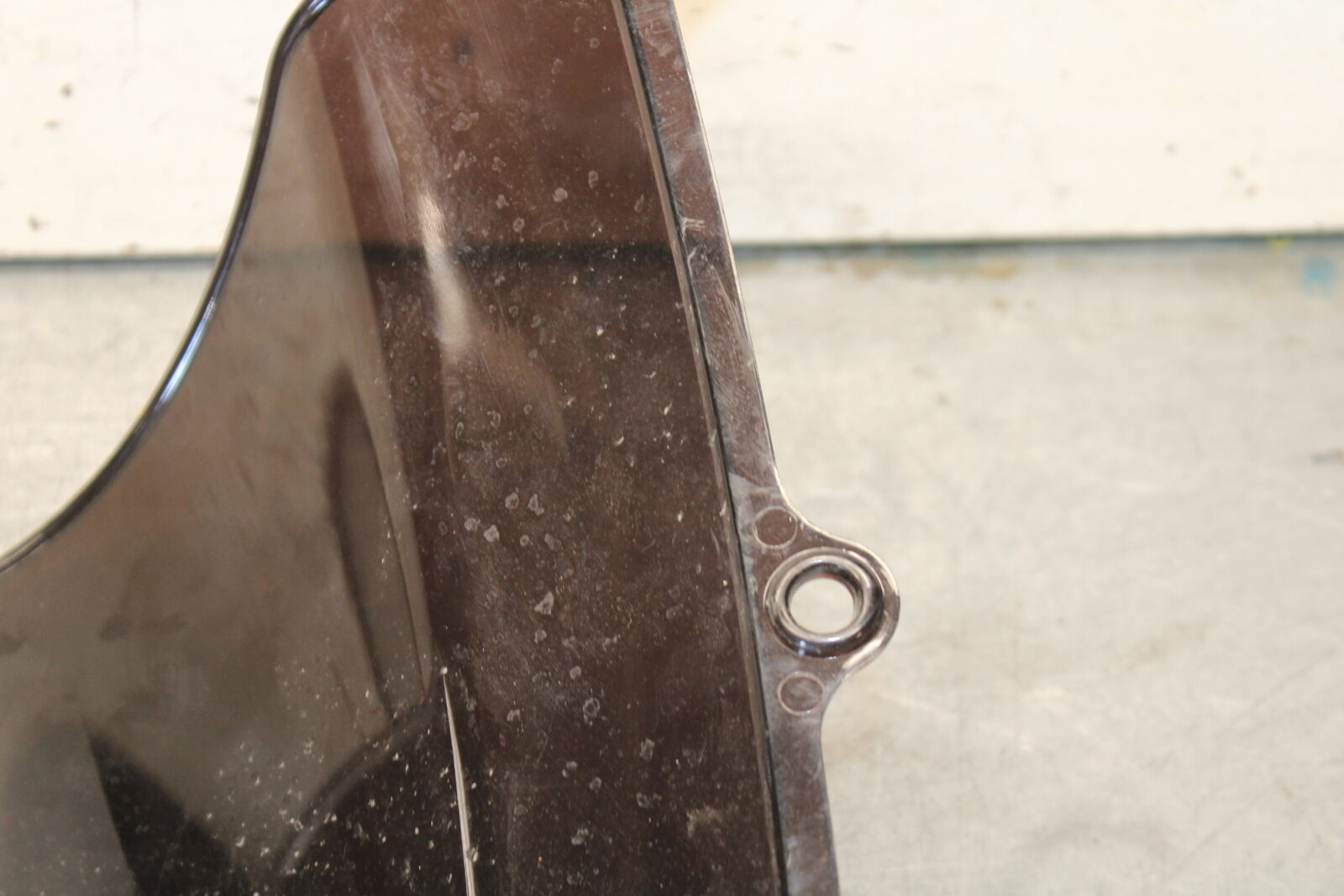 05-06 HONDA CBR600RR FRONT WINDSHIELD WINDSCREEN   BB689