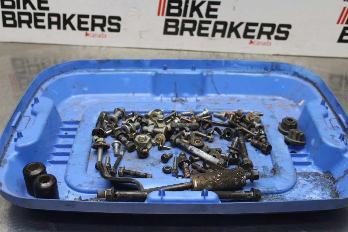 98 KAWASAKI NINJA ZX6 MOUNTING BOLTS HARDWARE SCREWS BB870