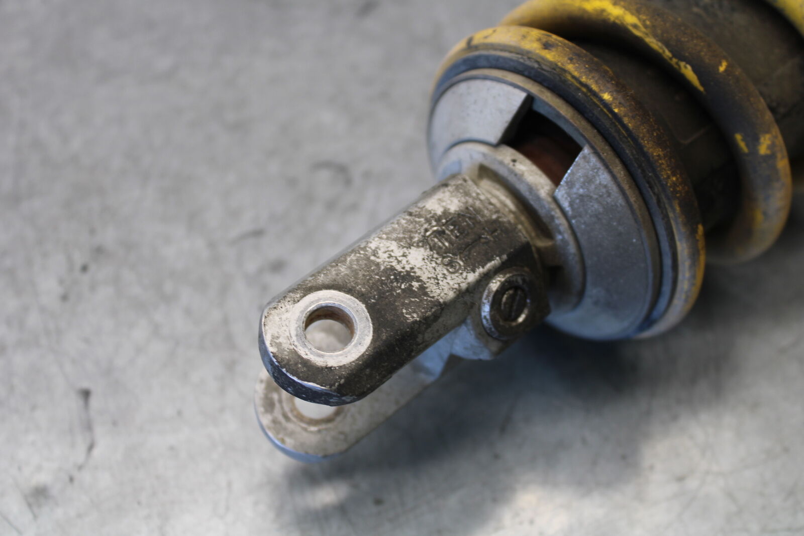 05-06 SUZUKI GSXR1000 REAR BACK SHOCK ABSORBER SUSPENSION 62100-41G00-163 BB663