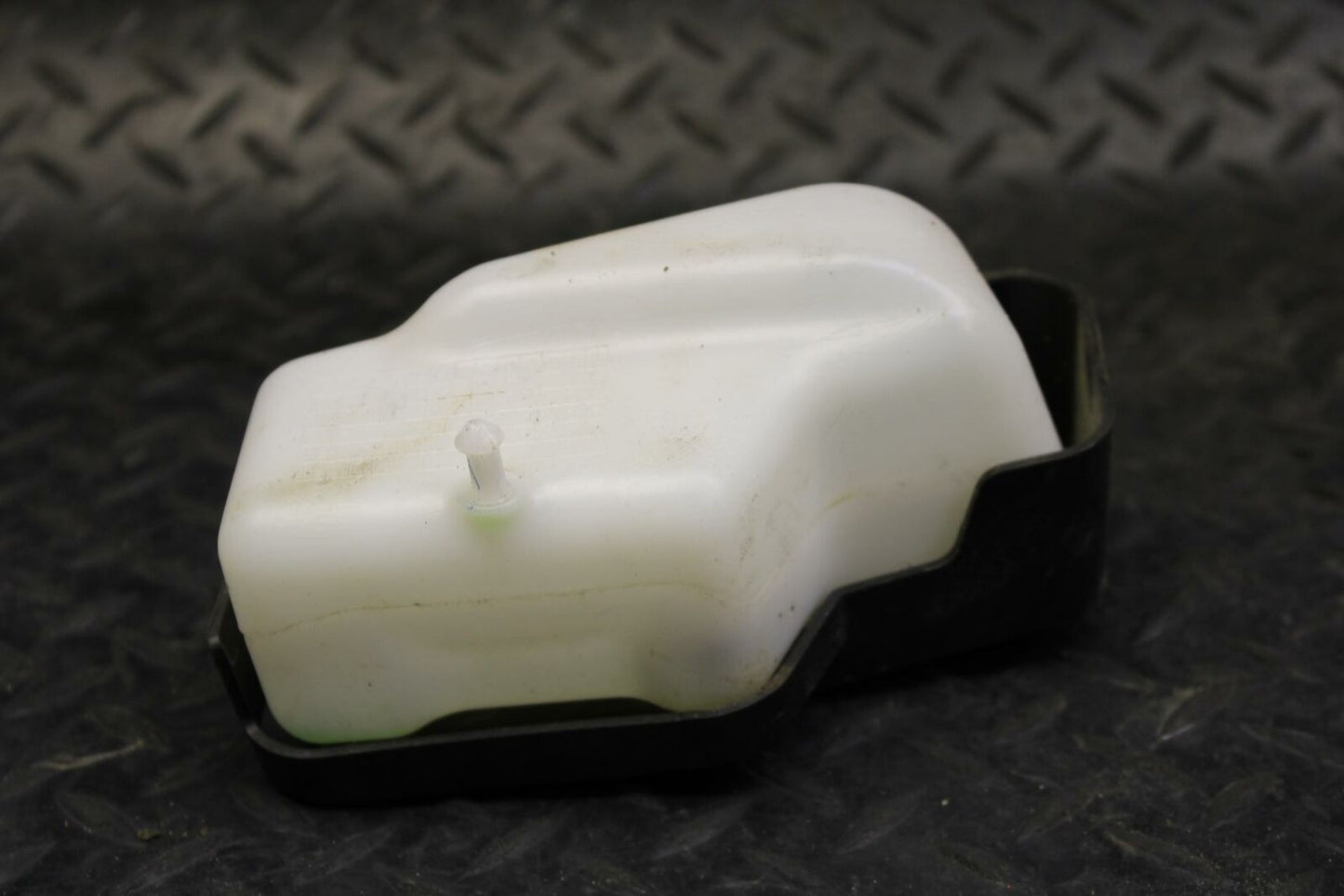 19 YAMAHA YZF R3 COOLANT WATER TANK RESERVOIR BOTTLE BB177