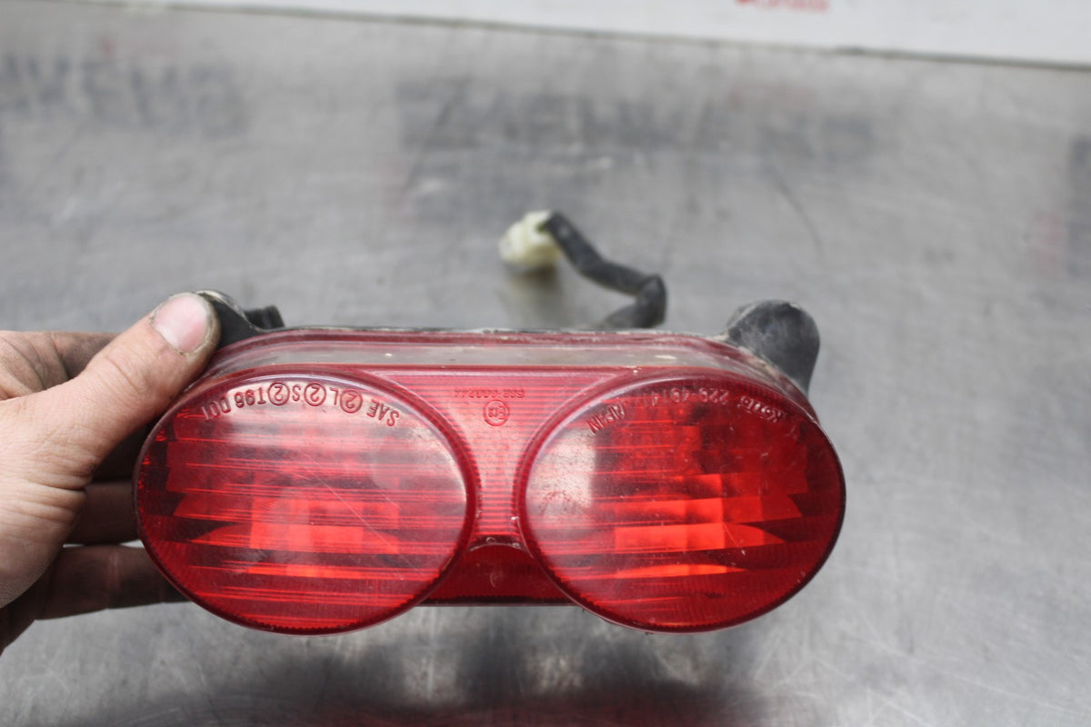 98 KAWASAKI NINJA ZX6 REAR TAIL TAILLIGHT BACK BRAKE LIGHT BB870