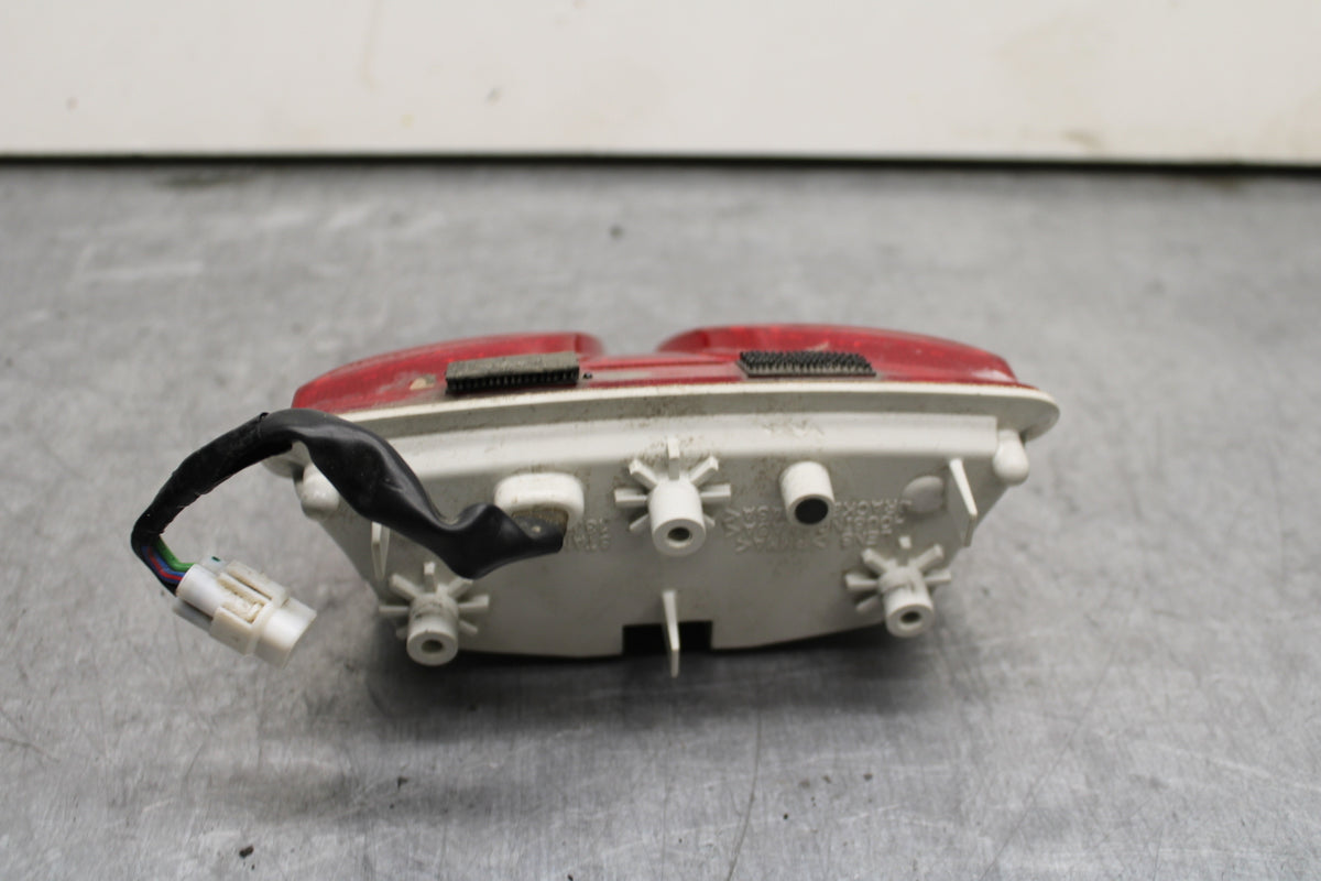 08-10 SUZUKI GSXR750 REAR TAIL TAILLIGHT BACK BRAKE LIGHT BB119