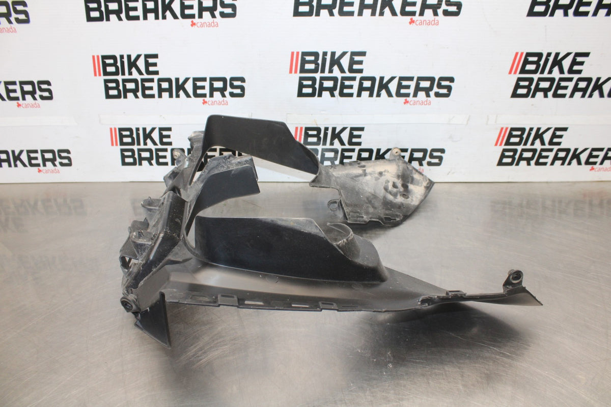 23 KAWASAKI NINJA 650 EX650 FRONT CENTER COWL FAIRING BB920