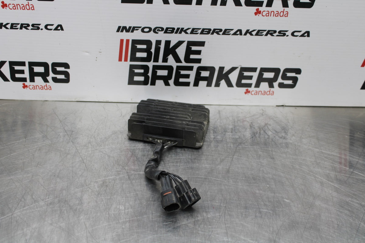 10 SUZUKI SV650 RECTIFIER VOLTAGE REGULATOR BB181