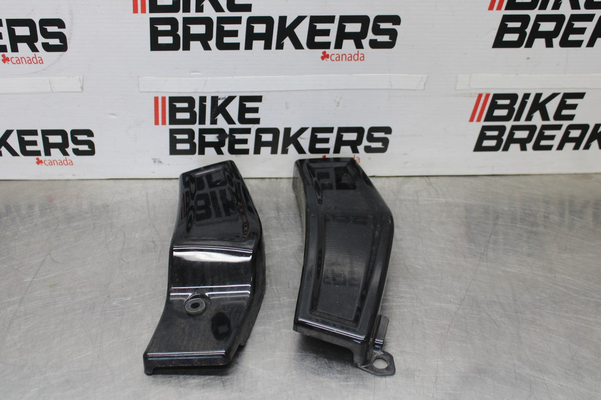 07 SUZUKI BOULEVARD M50 FRAME COVER COWL SET PAIR BB897