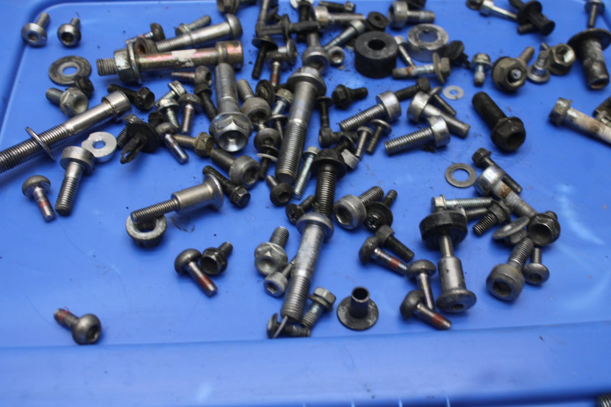 00-01 HONDA CBR929RR MOUNTING BOLTS HARDWARE SCREWS BB925