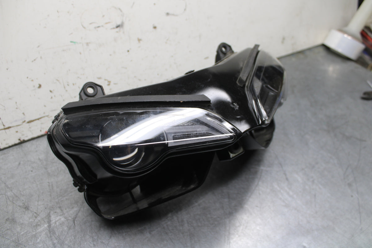 08-13 DUCATI 848 EVO FRONT HEADLIGHT HEAD LIGHT LAMP BB667