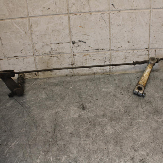 1982 Suzuki GS450L REAR BACK BRAKE TORQUE ROD SHAFT BAR 64311-44200-019 BB52