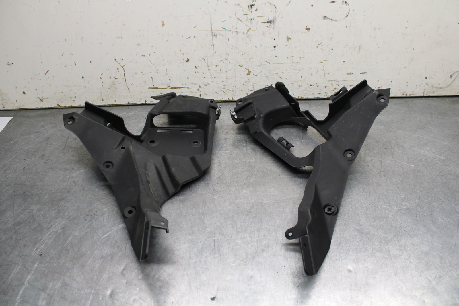 21-24 APRILIA TUONO 660 FACTORY RIGHT LEFT INNER FAIRINGS COWLS PANELS  BB733