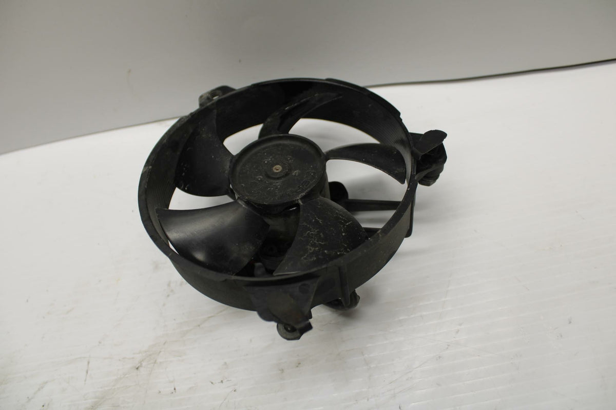 18-20 HUSQVARNA VITPILEN 401 ENGINE RADIATOR COOLING FAN BB248