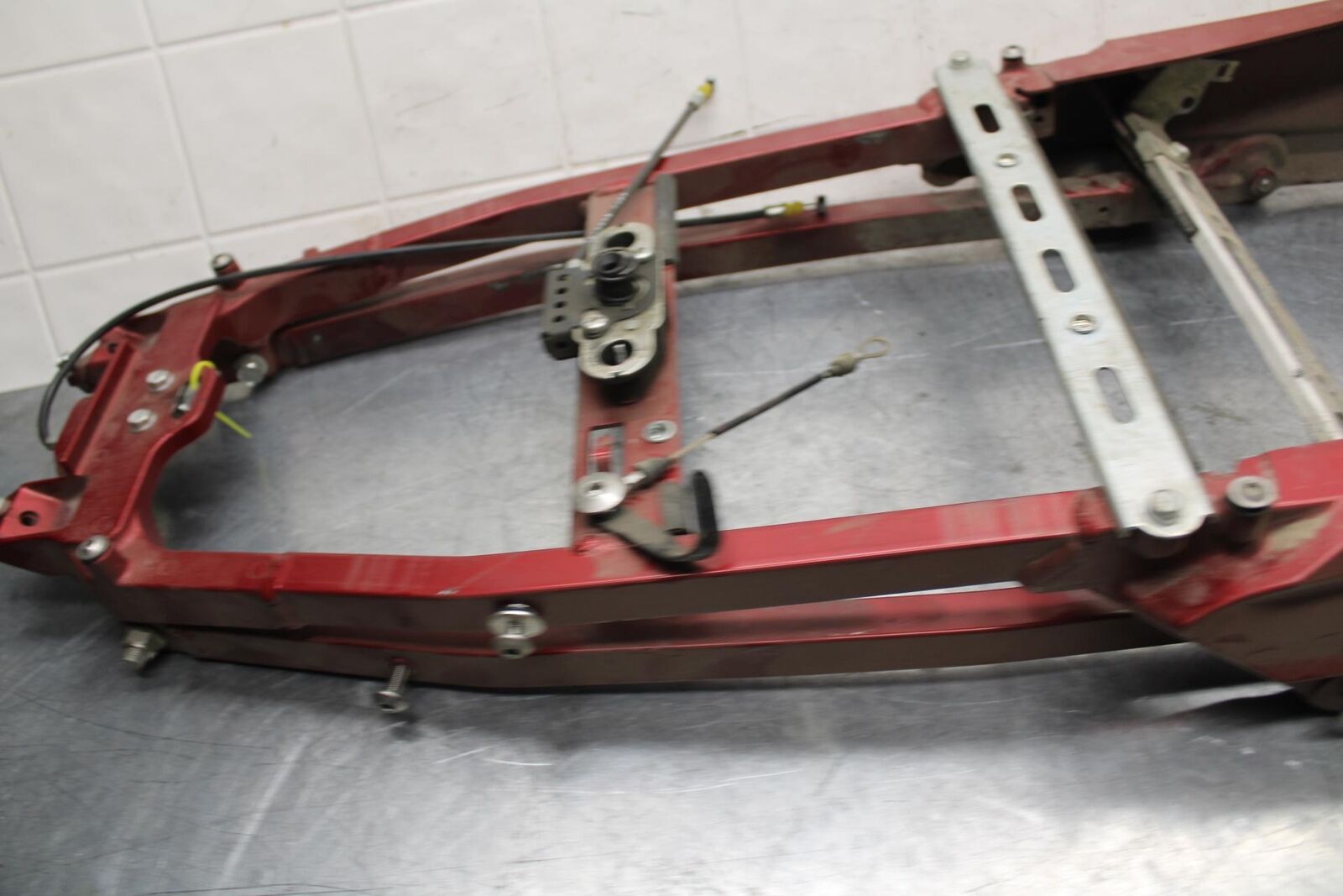 08-09 KAWASAKI NINJA ZX14R REAR SUBFRAME BACK SUB FRAME BB73