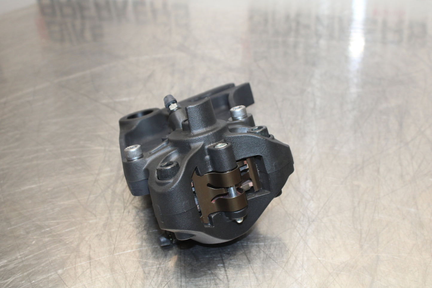 23-24 KAWASAKI NINJA ZX14R NEW!! REAR BACK BRAKE CALIPER W MOUNT BRACKET BB153