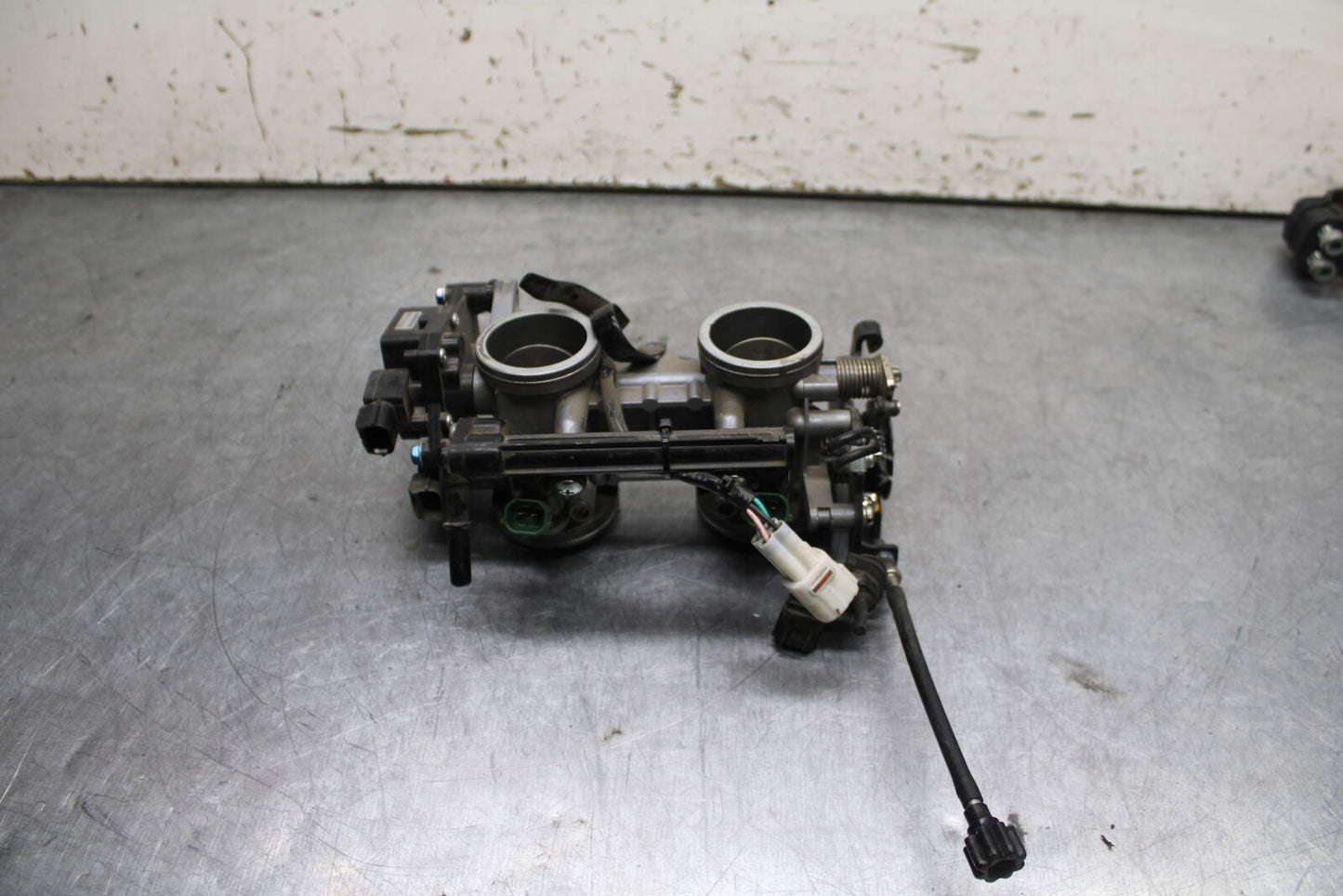 14-15 KAWASAKI NINJA 650 EX650F ABS MAIN FUEL INJECTORS / THROTTLE BODIES BB741