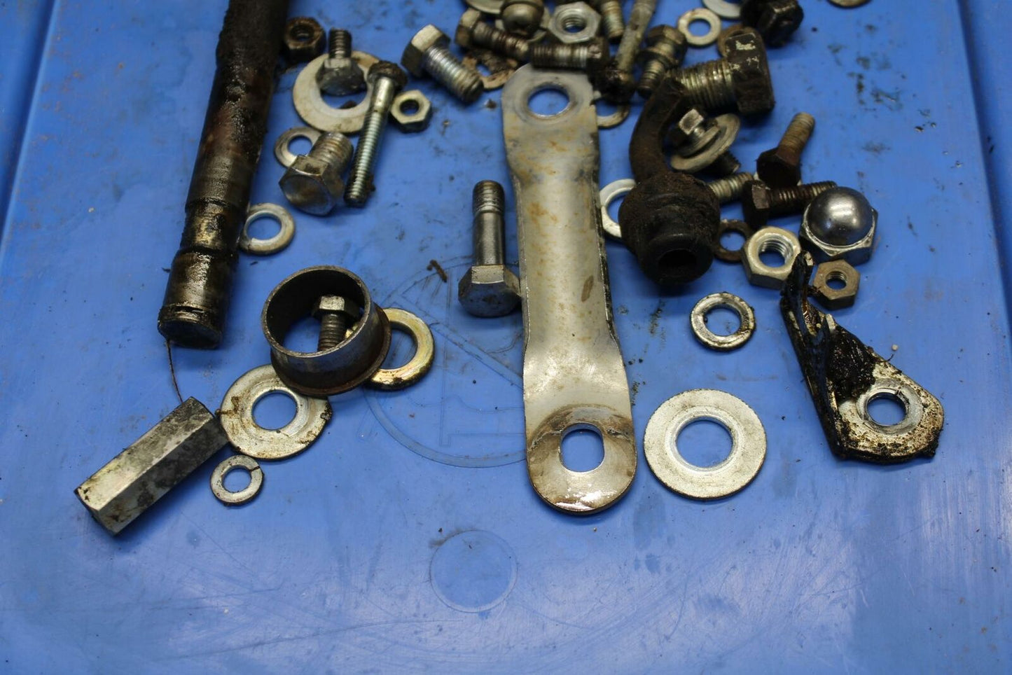 71 YAMAHA L5 BOLTS LEFTOVER  BB230