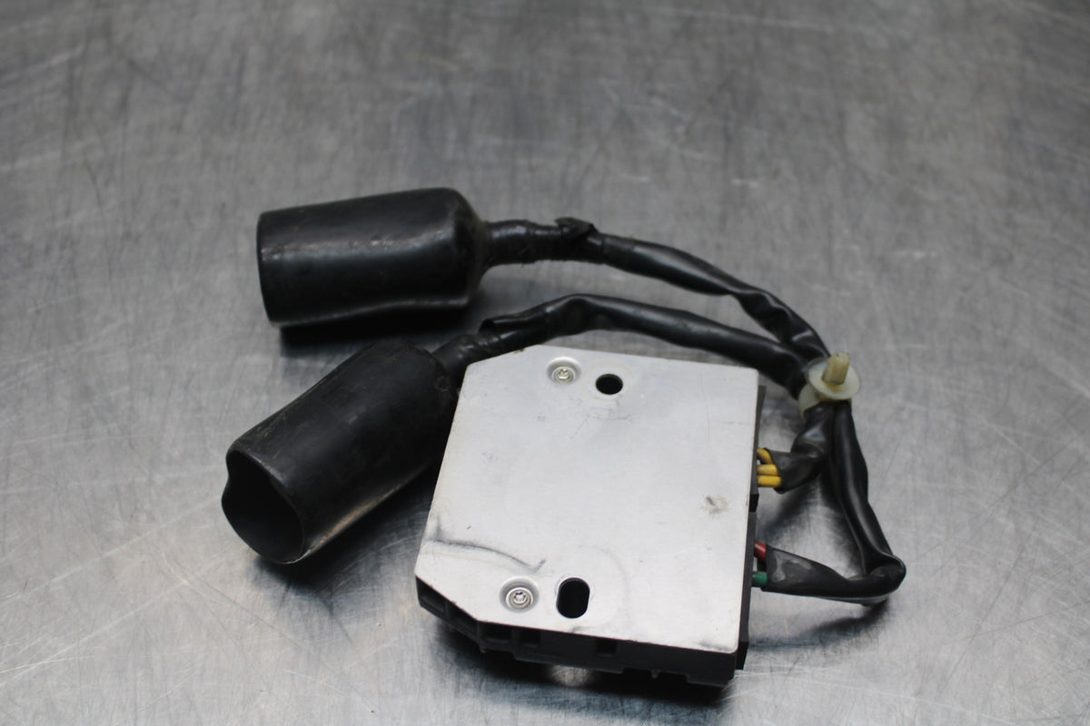 06-07 HONDA CBR1000RR RECTIFIER VOLTAGE REGULATOR BB166