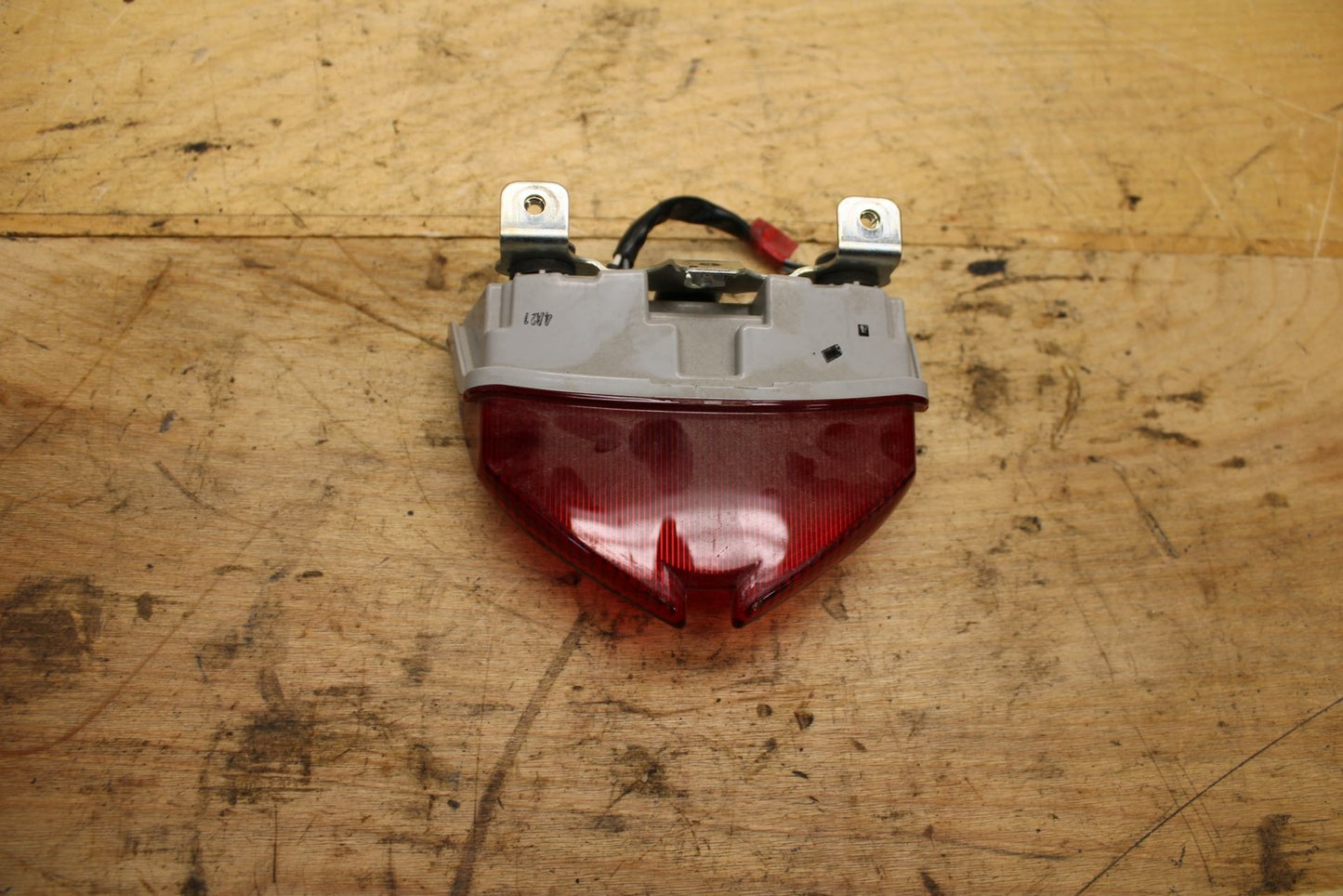 11-21 SUZUKI GSXR750 REAR TAIL TAILLIGHT BACK BRAKE LIGHT BB320