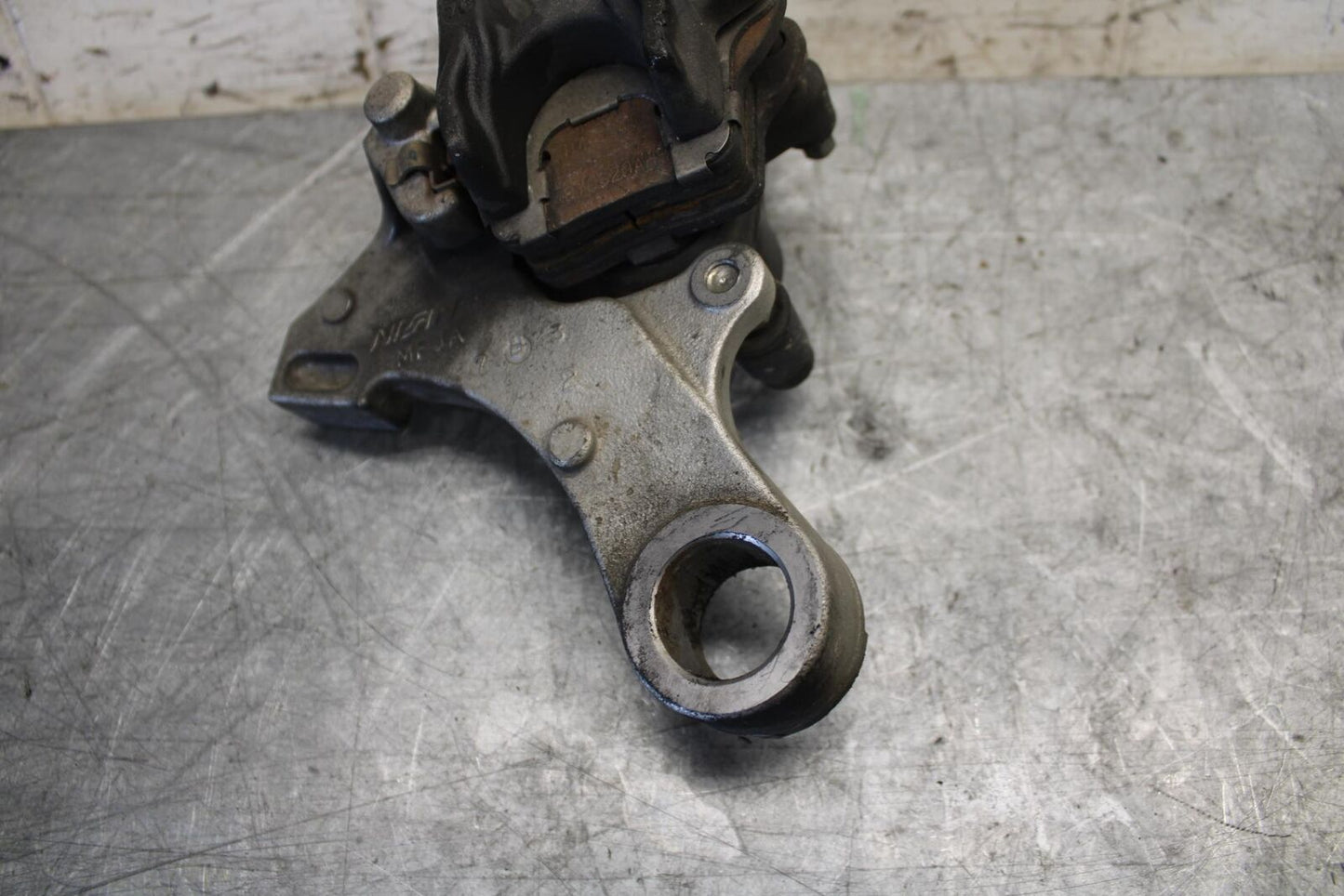 2009 Honda CBR600RR REAR BACK BRAKE CALIPER W MOUNT BRACKET 43150-MFJ-A51 BB536